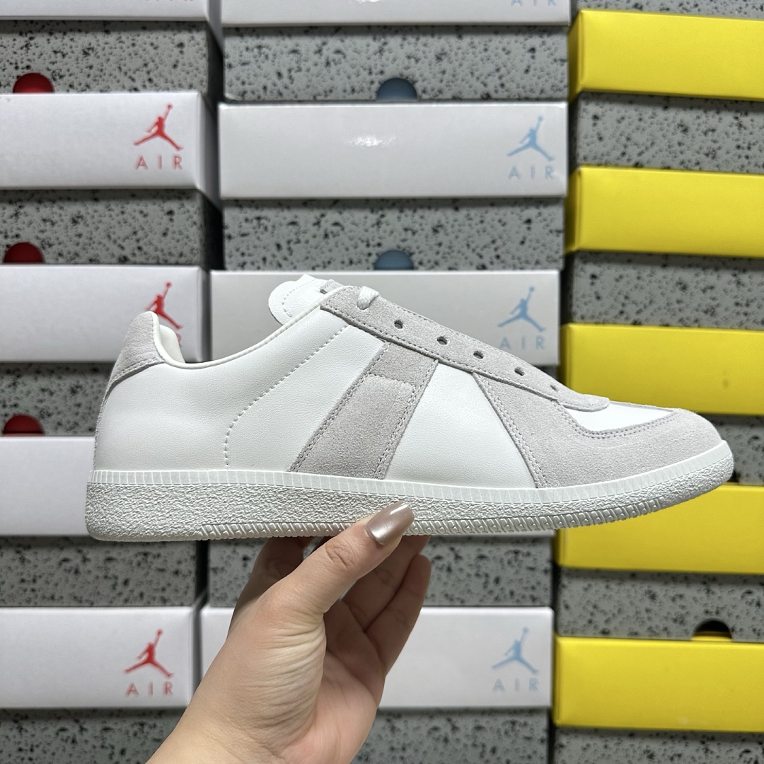 On Running Maison Margiela Replica - Image 9
