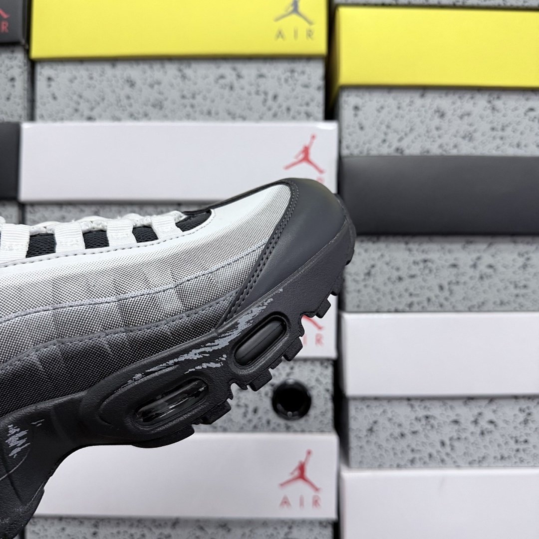 Nike Air Max Muscle 95 Yu-Gi-Oh! Jonouchi II7404-100 - Image 9