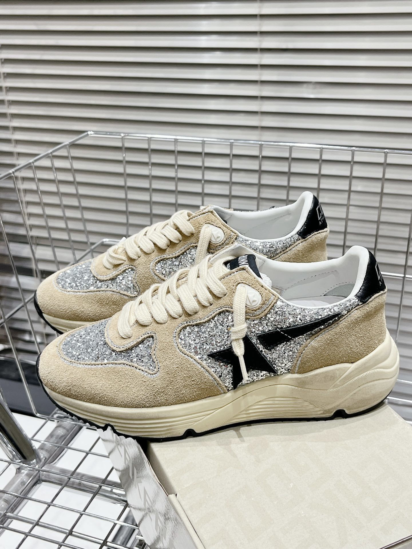 Golden Goose Deluxe Brand 18 - Image 10