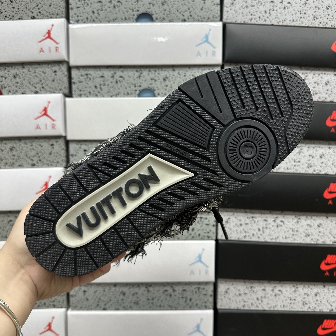 Louis Vuitton Skate Sneaker V3-11 - Image 4