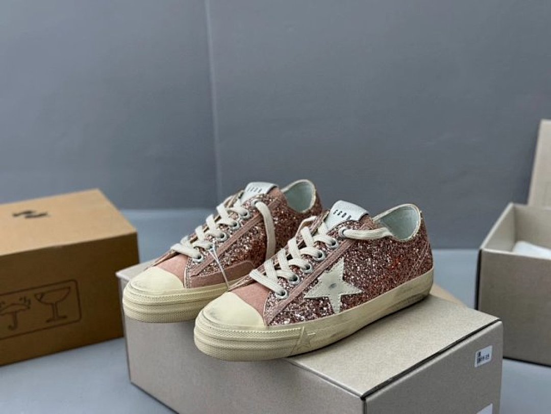 Golden Goose Deluxe Brand - Image 3