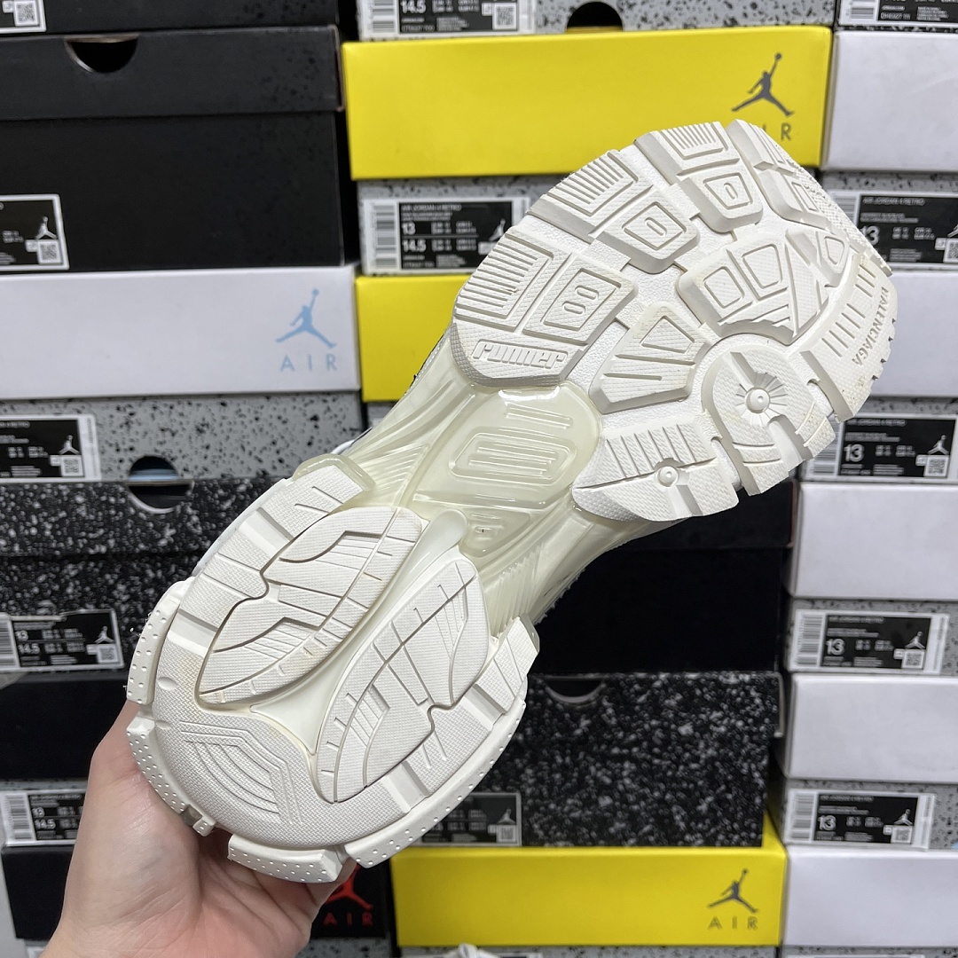 Balenciaga BLCG Runner 7.5 - Image 8