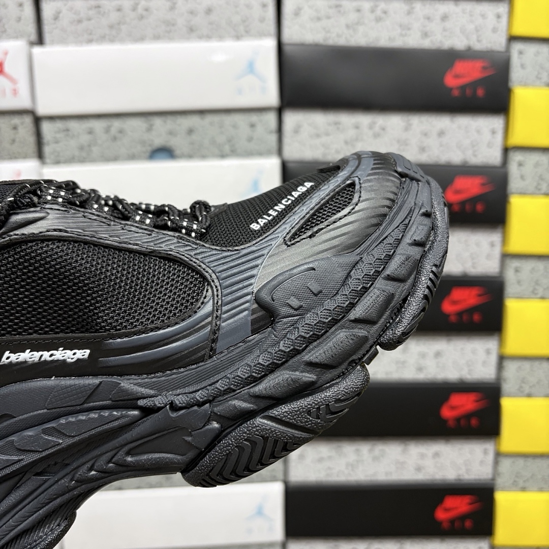 Balenciaga Triple S 2 - Image 5