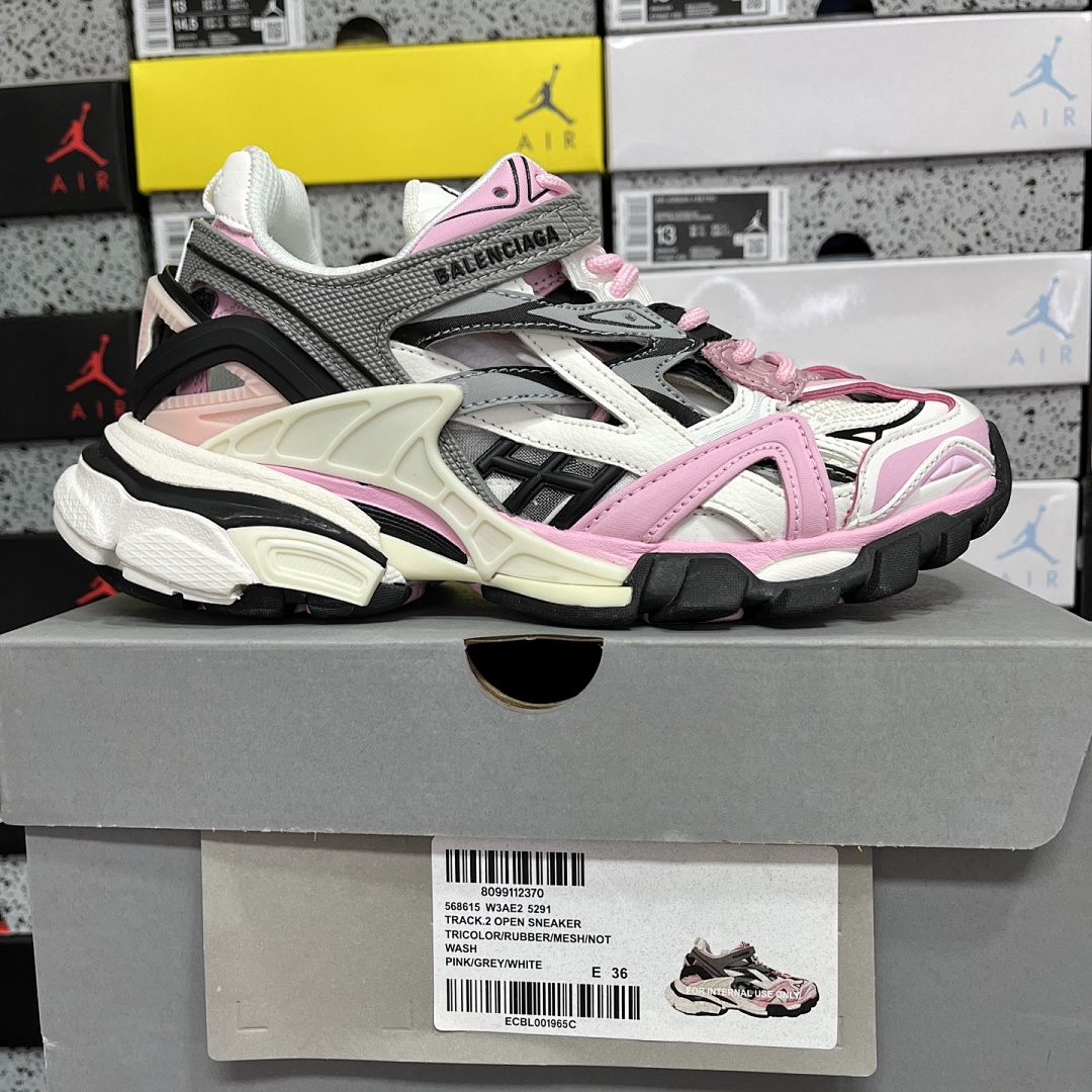 Balenciaga Track 2.0 - Image 64