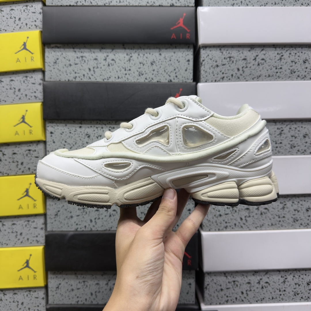 On Running Ozweego 3 Raf Simons (White) - Image 7
