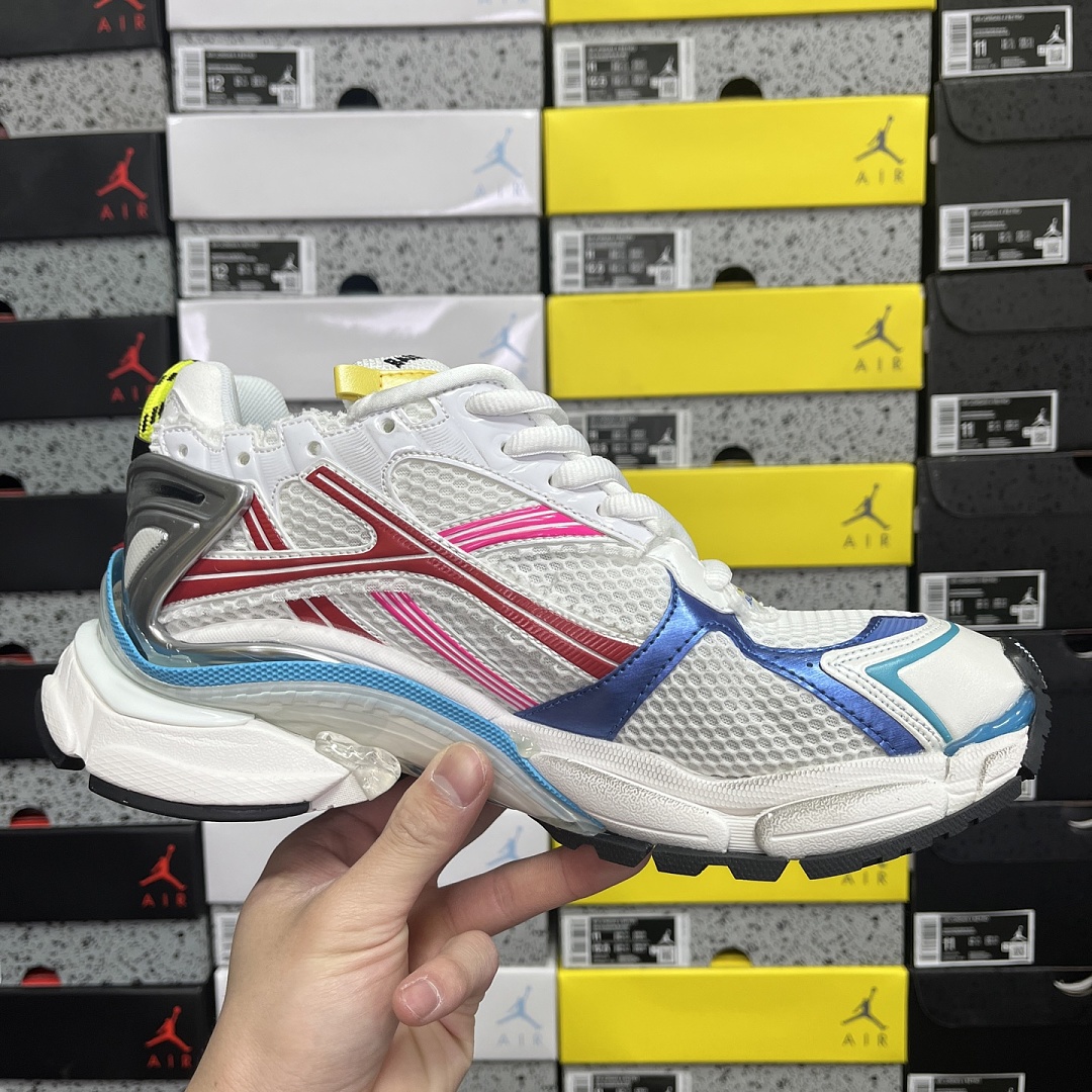 Balenciaga BLCG Runner 7.5 - Image 5