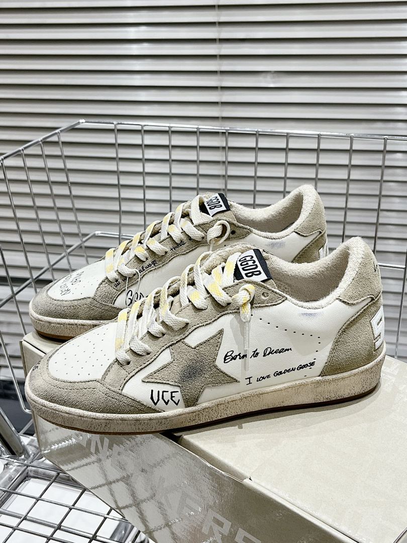 Golden Goose Deluxe Brand 22