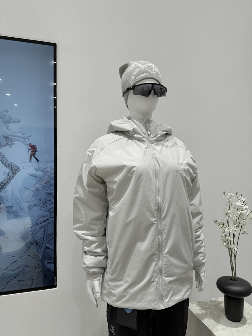 Arc'teryx Atom Hoody 1.0 - Image 4