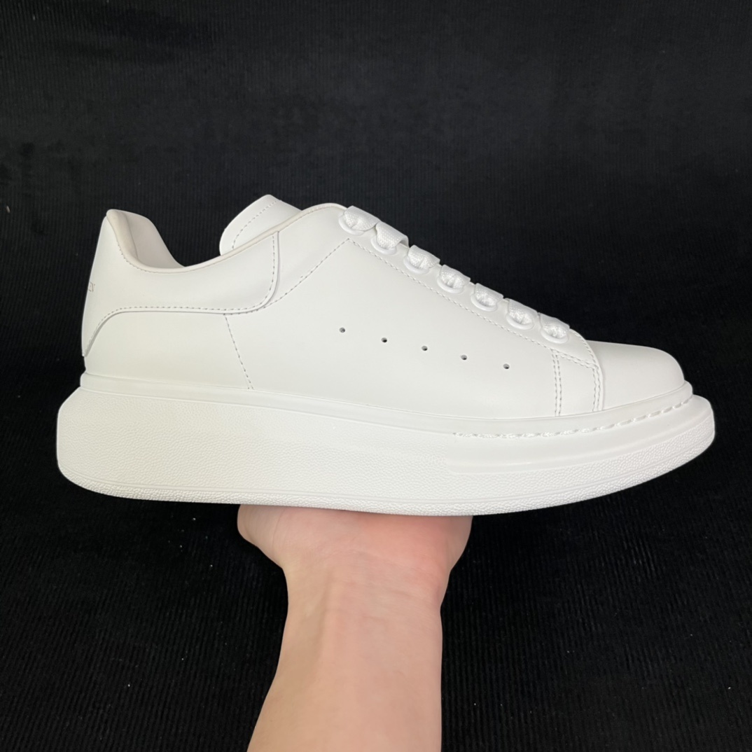 Alexander McQueen Alexander McQueen - Image 10