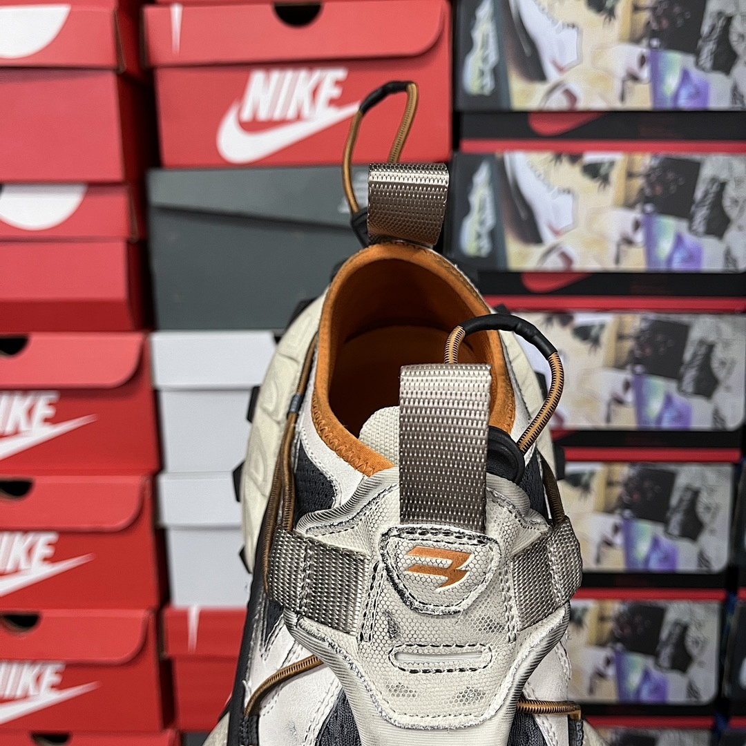 Balenciaga Hike 15 Gen - Image 9