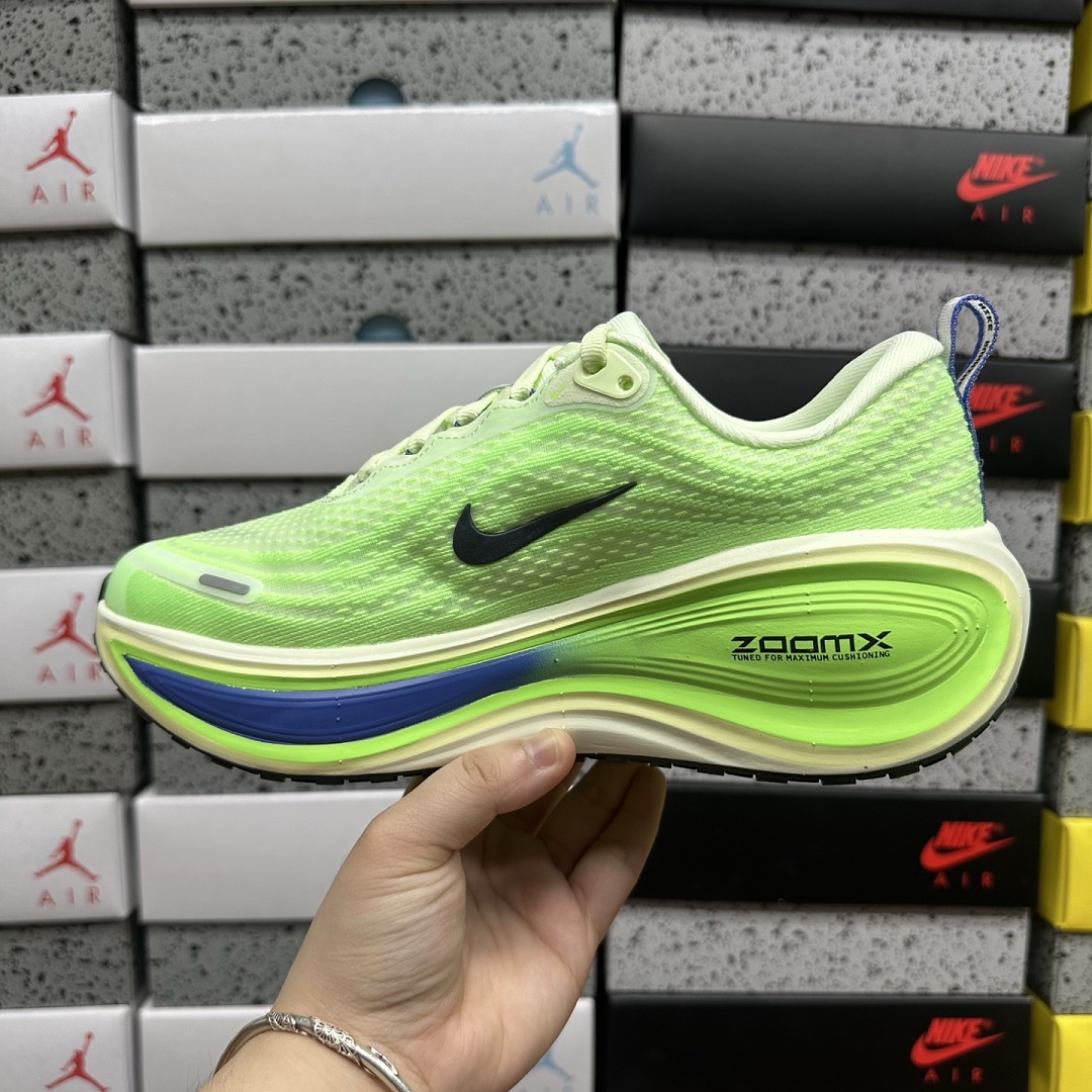 Nike Vomero Plus Volt Tint Lime Blast Sapphire - Image 2