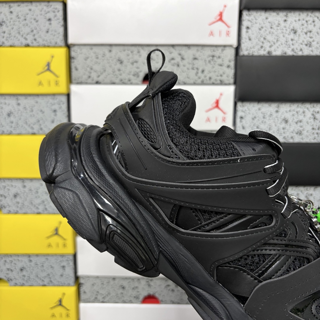 Balenciaga Track - Image 6