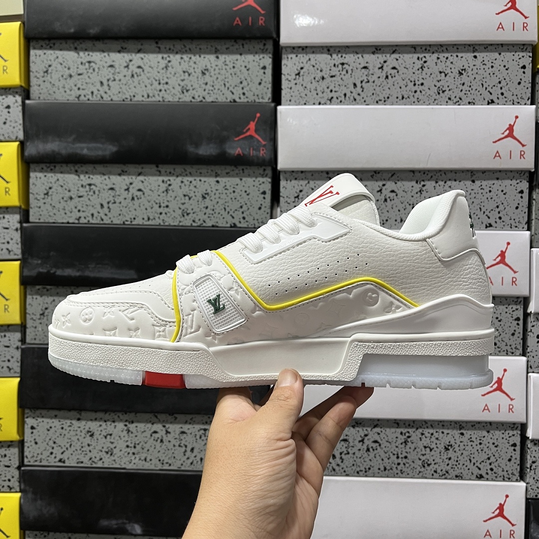 Louis Vuitton Trainer V2-09 - Image 9