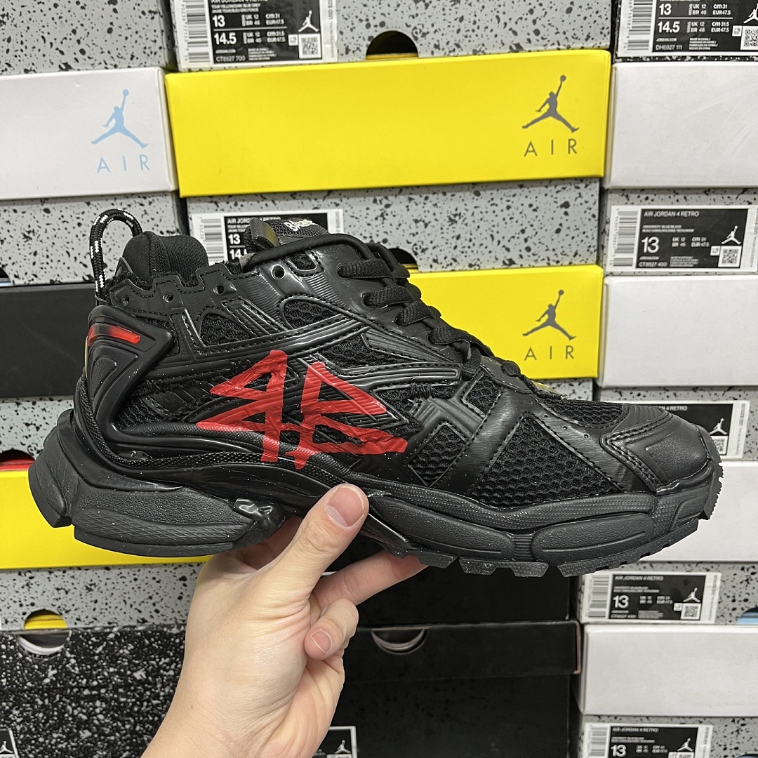 Balenciaga BLCG Runner 7.0 - Image 7