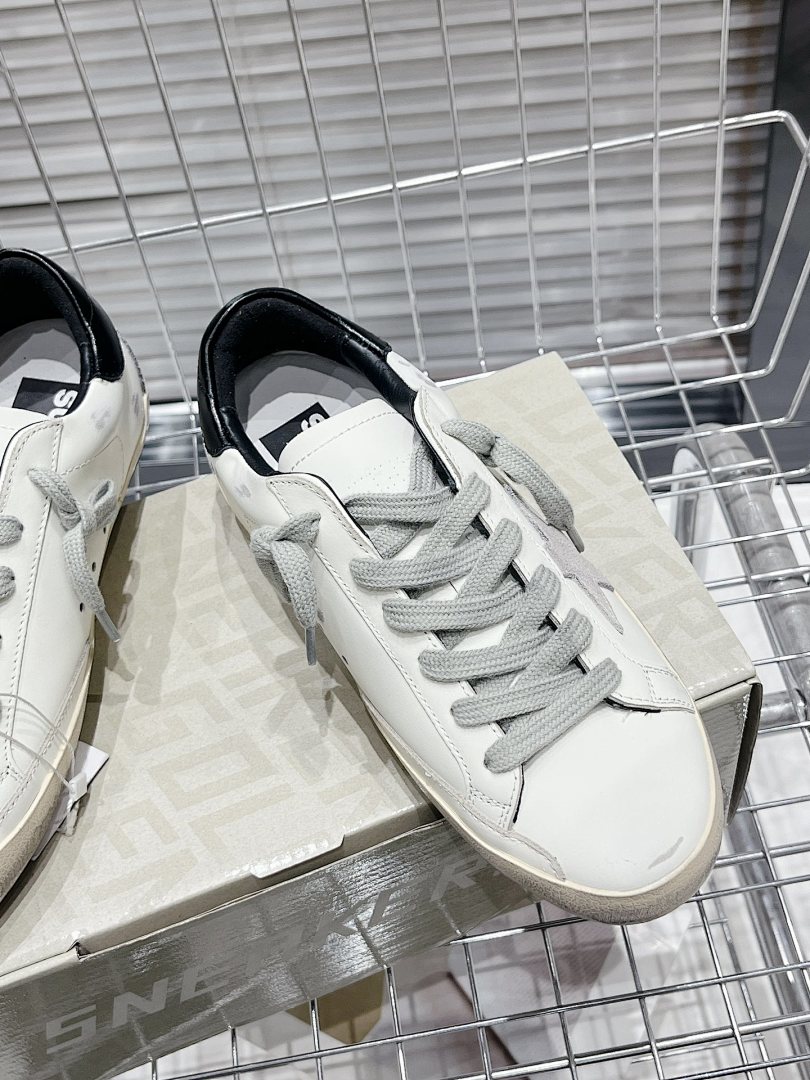 Golden Goose Deluxe Brand 23 - Image 6