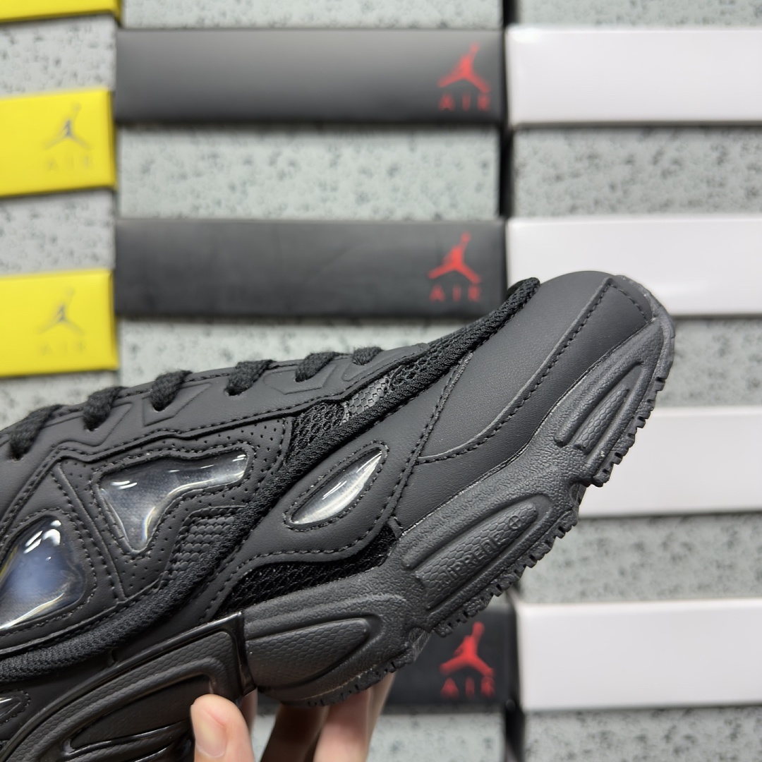 On Running Ozweego 3 Raf Simons - Image 3