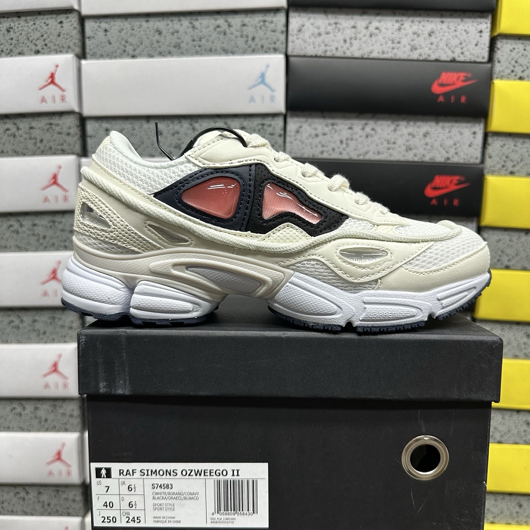 On Running Ozweego 2 Raf Simons Chalk (White)