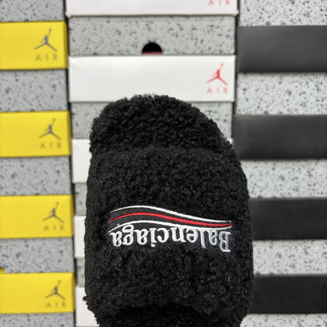 Balenciaga BLCG Furry Slide (Black) - Image 5