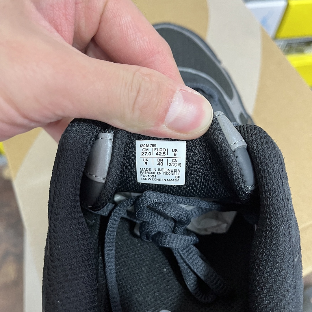 ASICS Gel-NYC Graphite (Grey Black) - Image 3