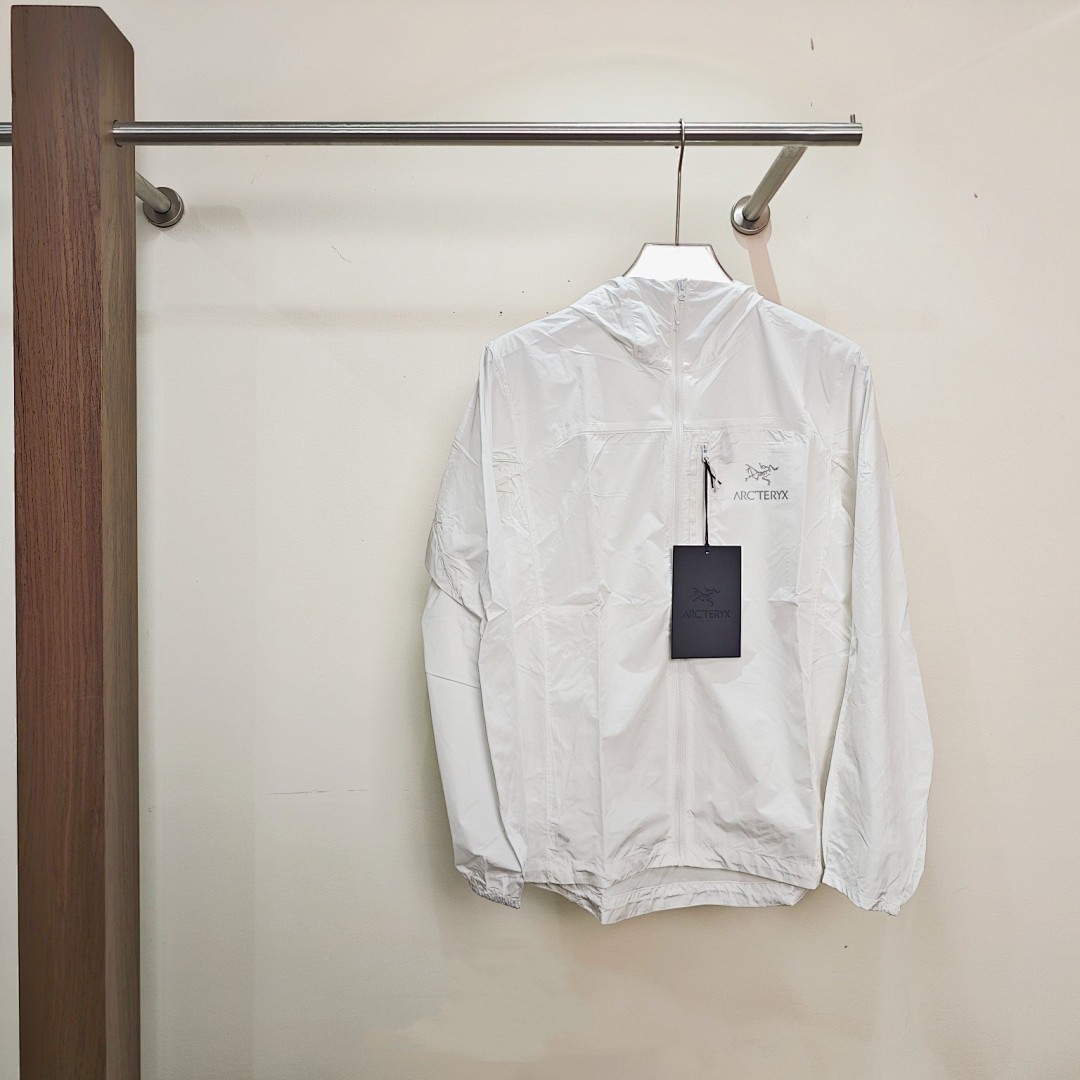 Arc'teryx Squamish Hoodie - Image 51