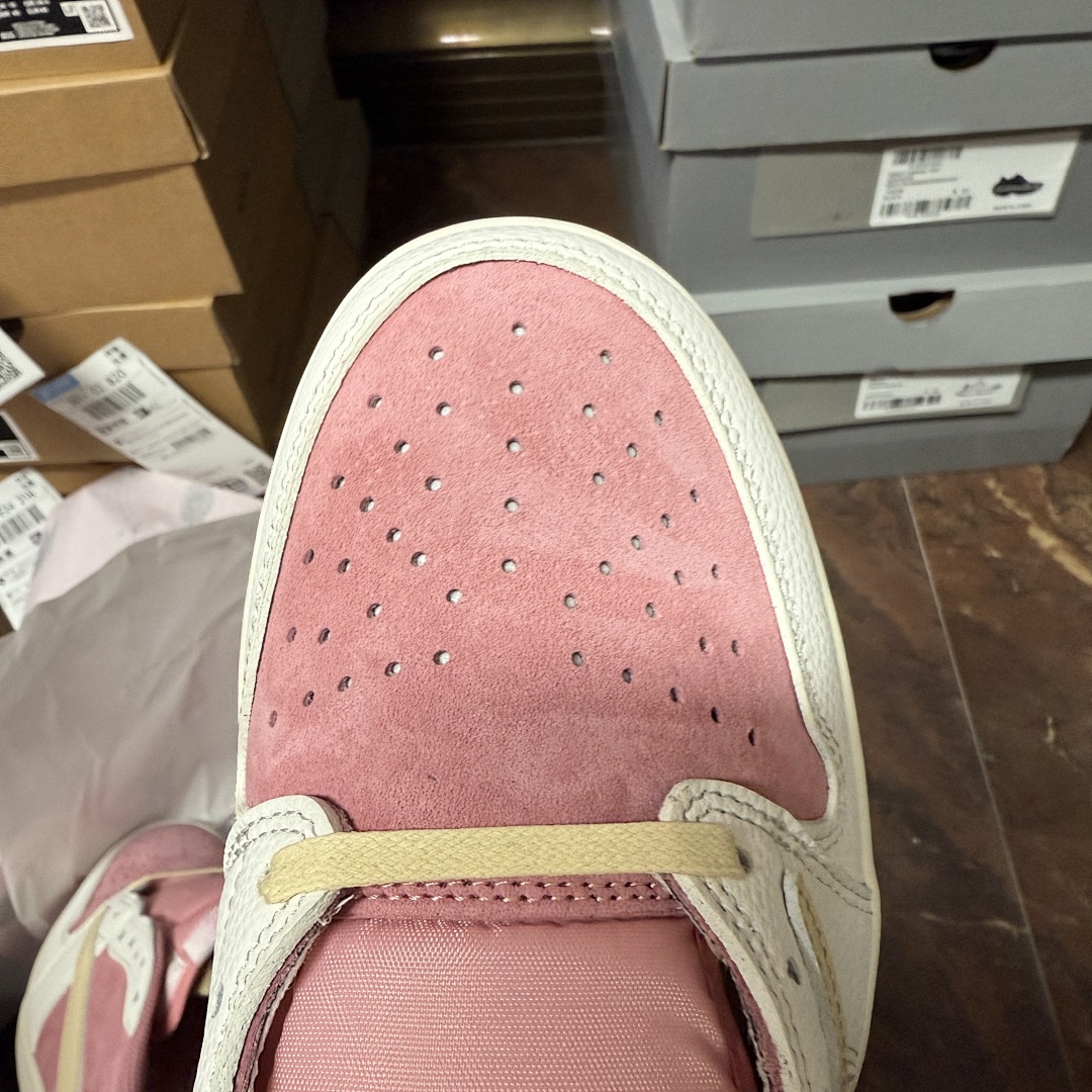 Nike Travis Scott X Air Jordan 1 Low "Shy (Pink") - Image 9