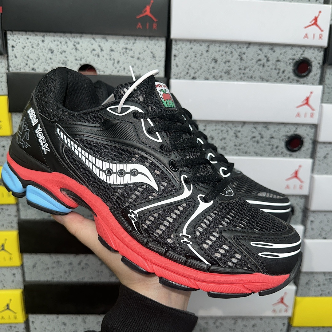 Sony ProGrid Triumph 4 Keith Haring NYC Marathon - Image 2