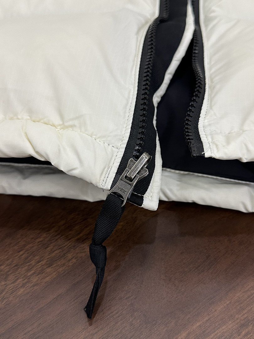 Chanel The North Face 1996 Retro Nuptse 700 Fill Packable Jacket - Image 97