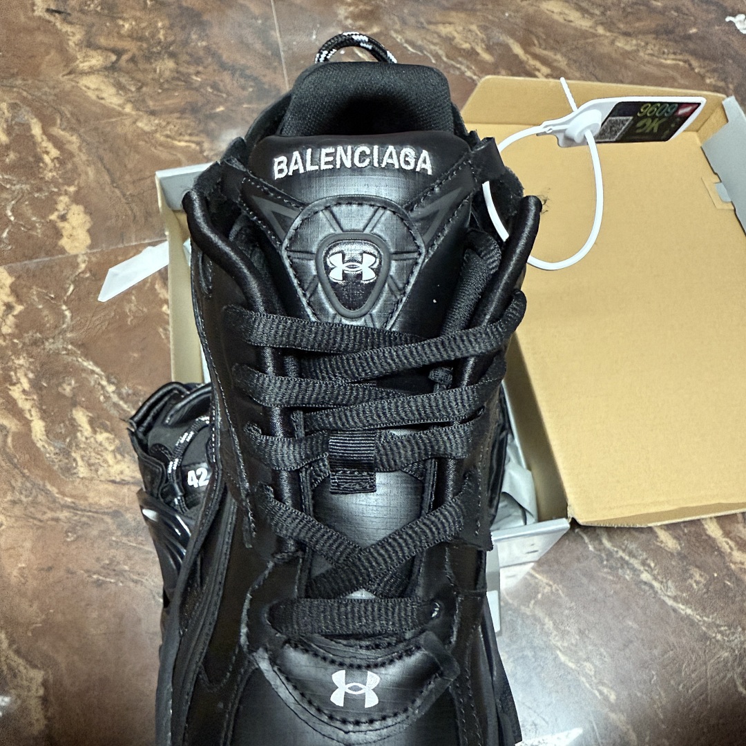 Balenciaga Runner 7.5 - Image 5