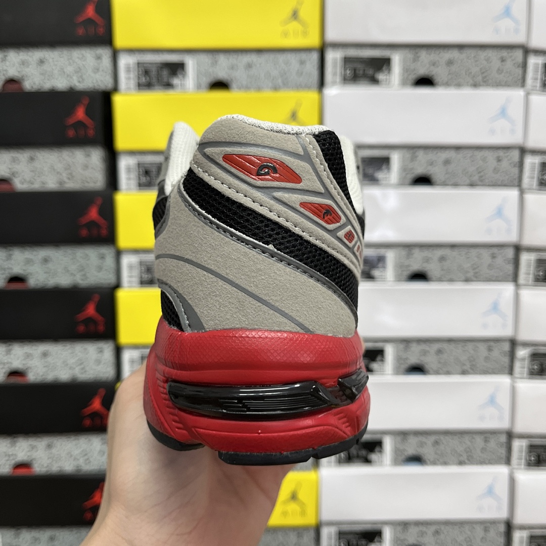 ASICS Gel - Image 5