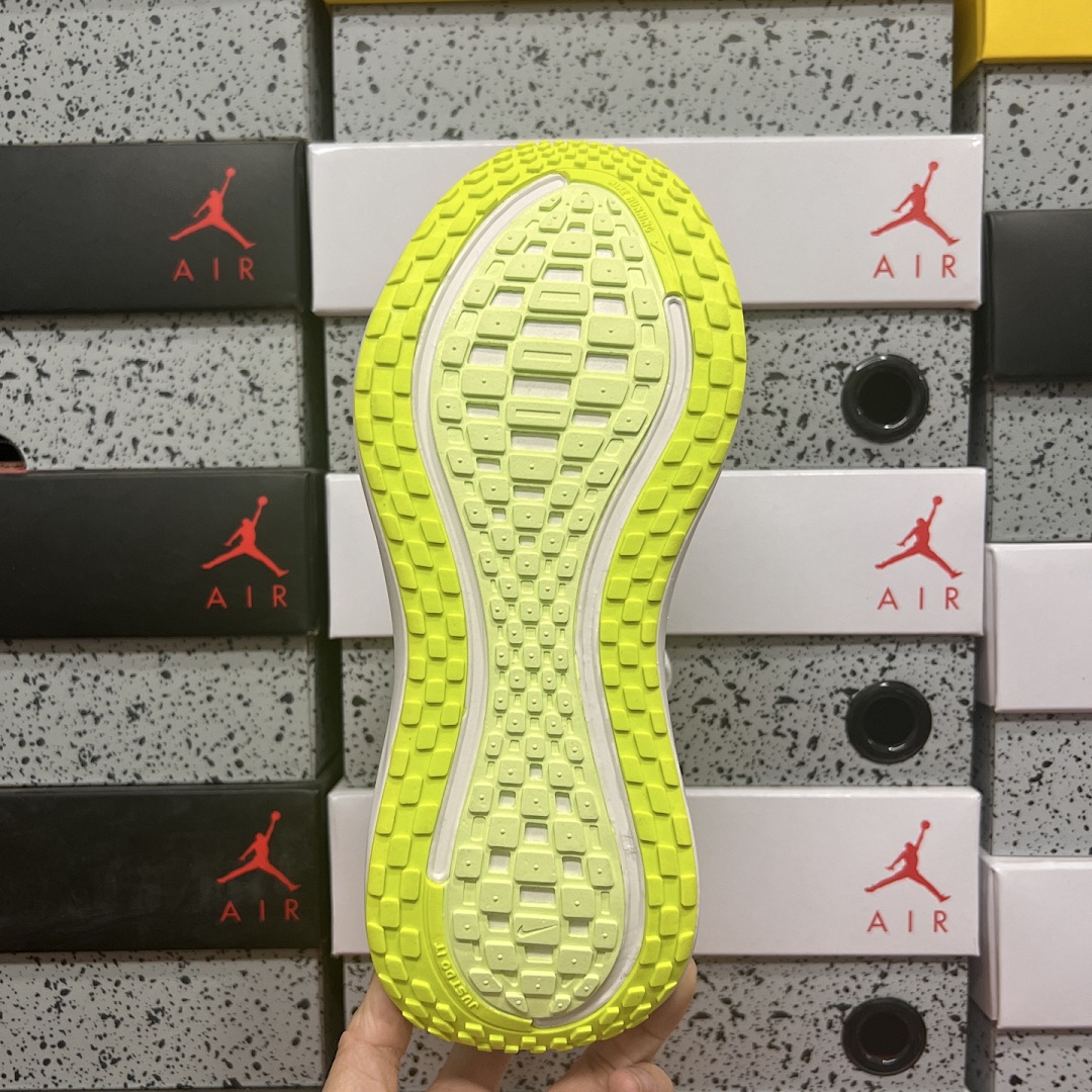 Nike Vomero Plus White Barely Volt (Black) - Image 3