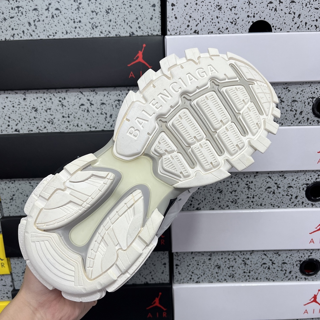 Balenciaga Track - Image 4
