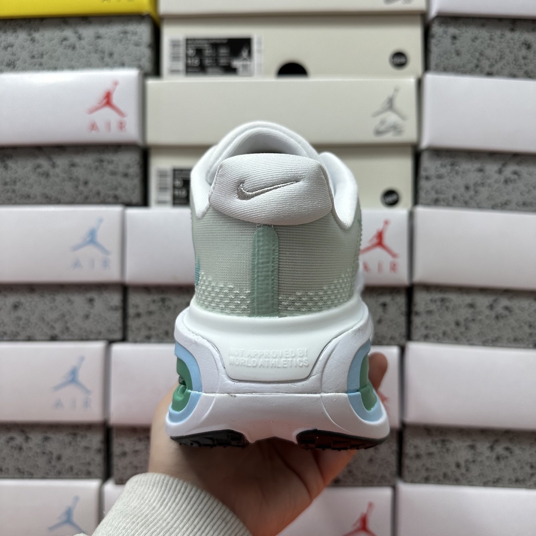 Nike Vomero Premium HQ2050-983 - Image 6