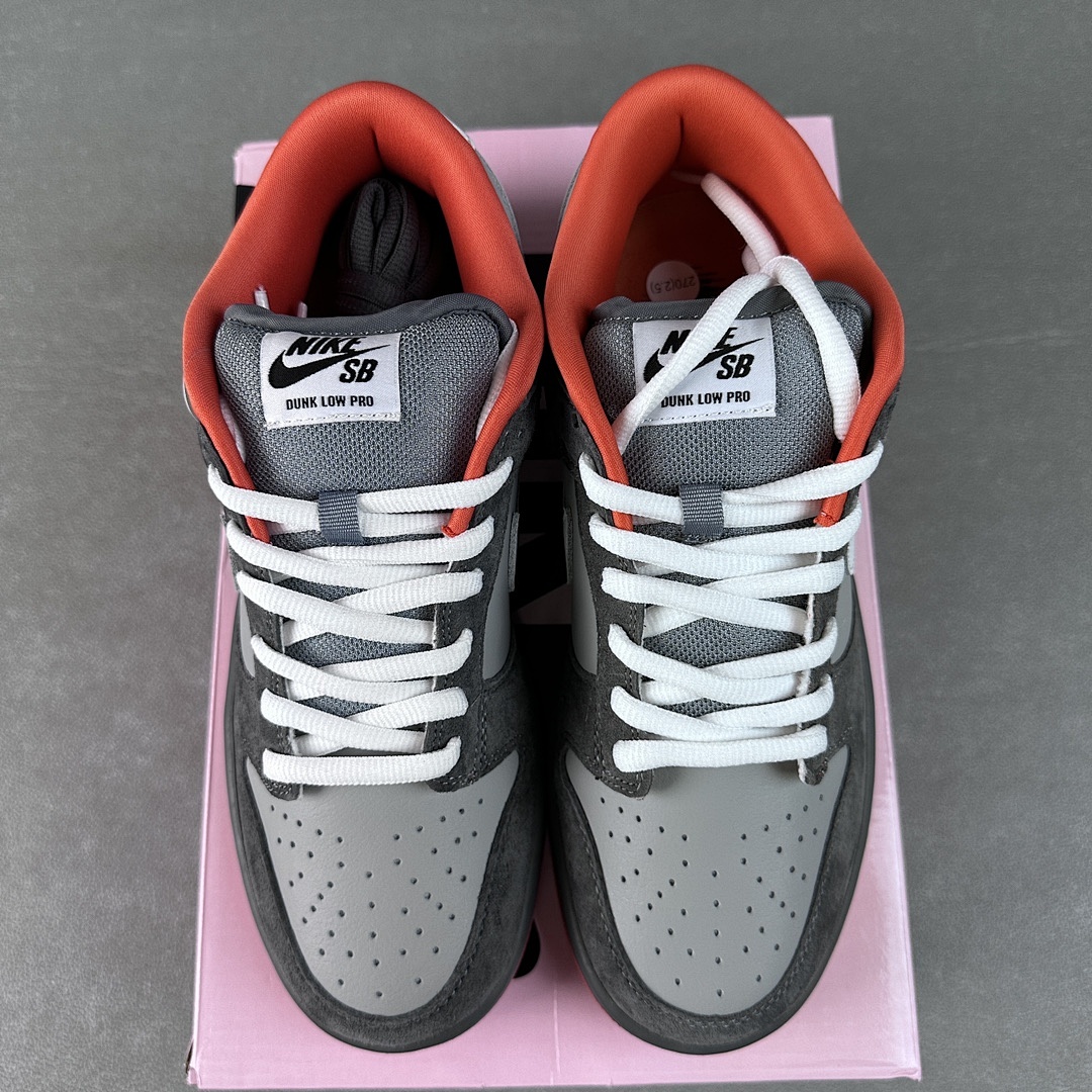 Nike SB Dunk Low Staple NYC Pigeon - Image 4
