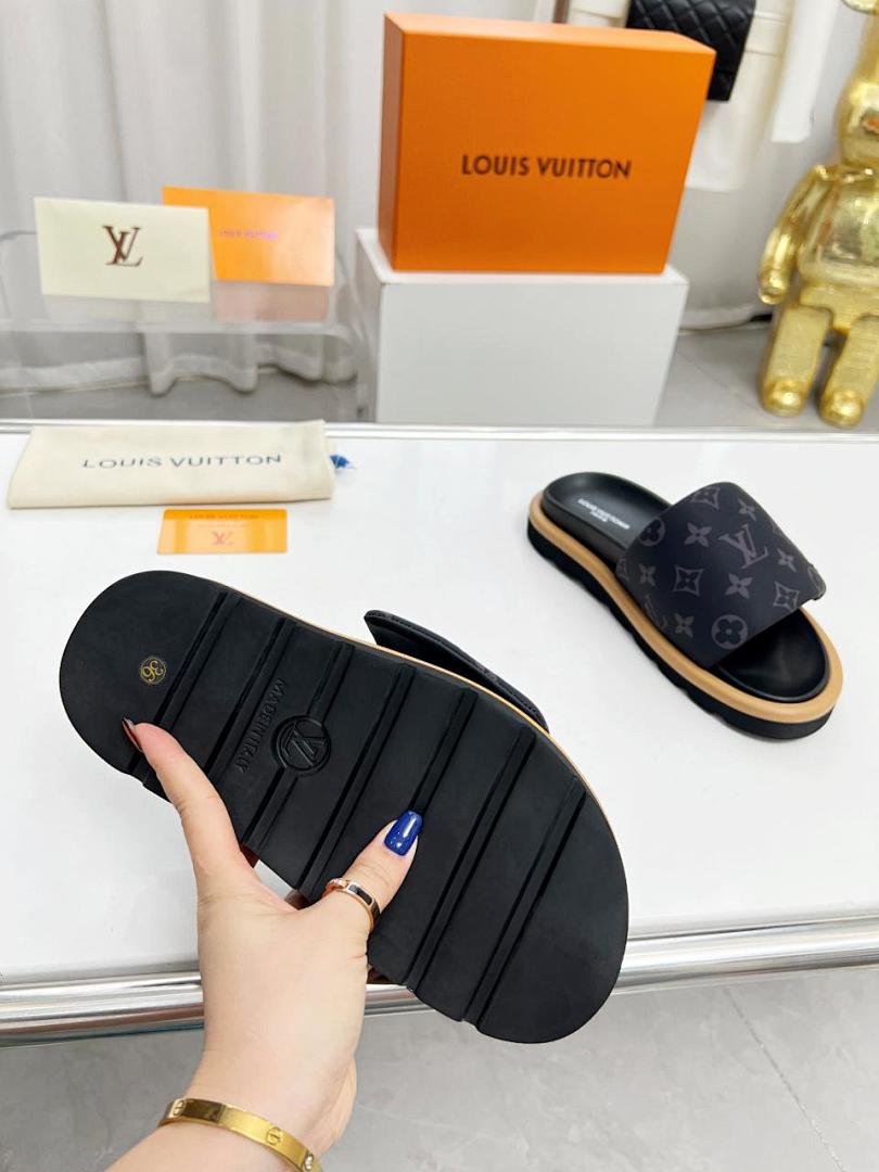 Louis Vuitton Velcro Slippers - Image 3