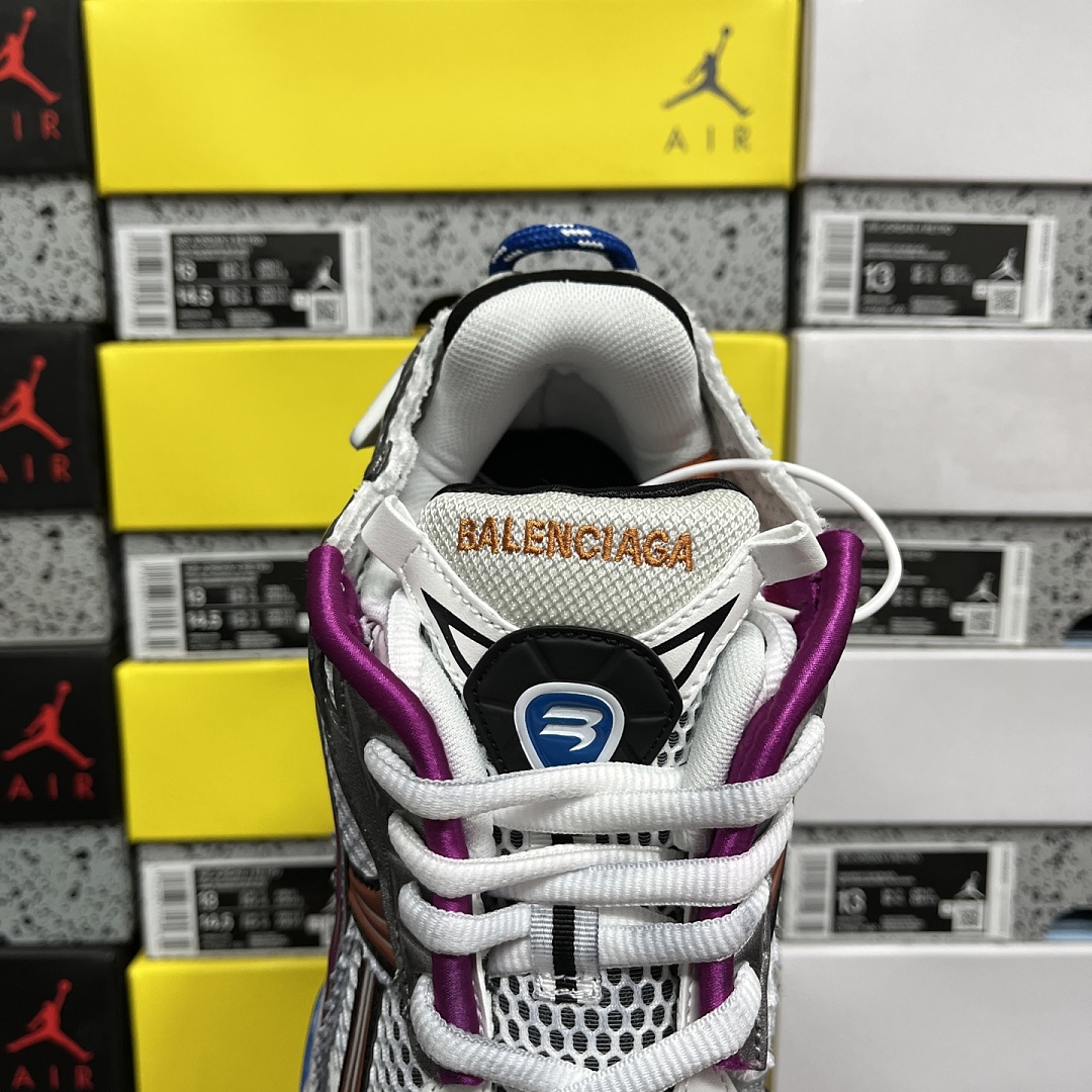 Balenciaga BLCG Runner 7.5 - Image 8