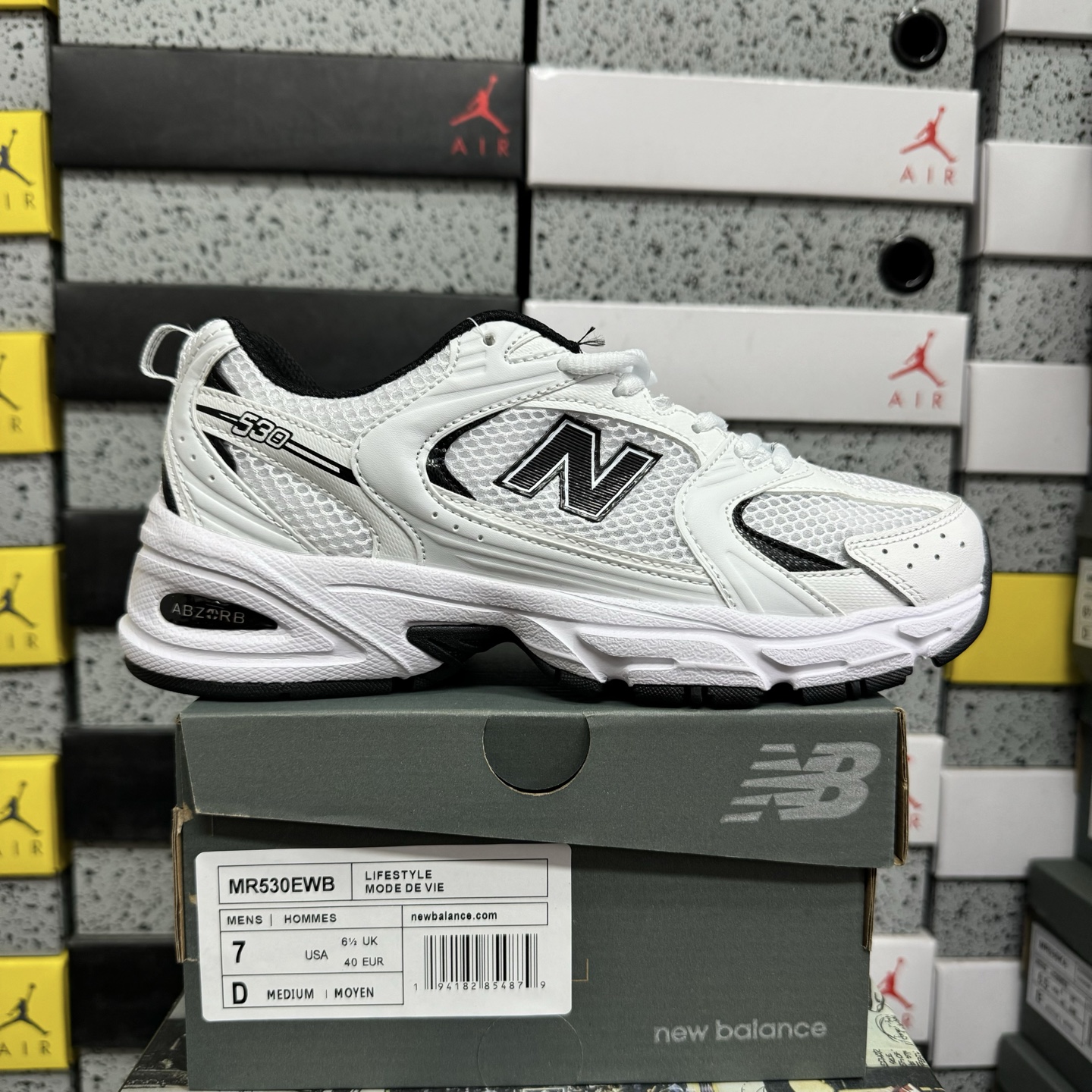 New Balance 530 White Black Details - Image 11