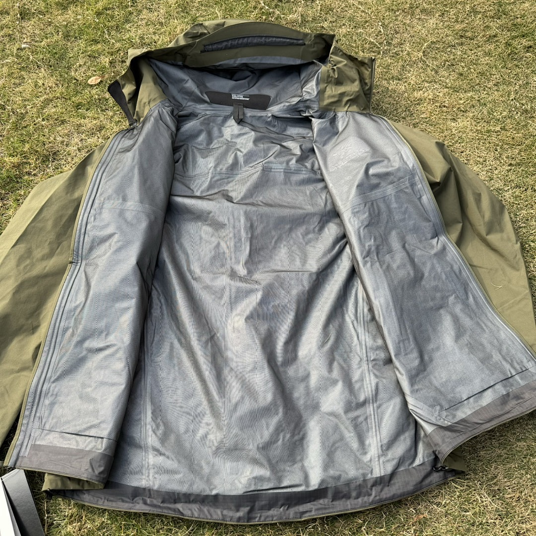 Arc'teryx Beta LT Jacket Tatsu - Image 12