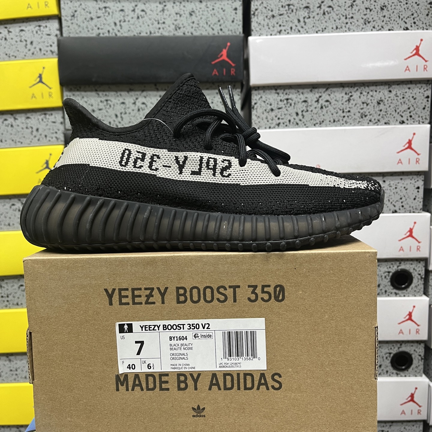 Adidas Yeezy Boost 350 V2 - Image 10