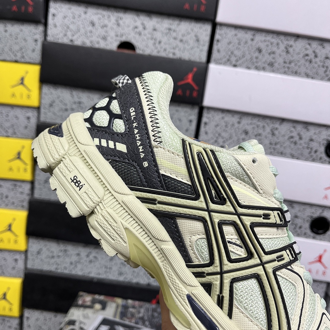 ASICS Gel-Kahana 8 1011B109-301 (Cream Green) - Image 10