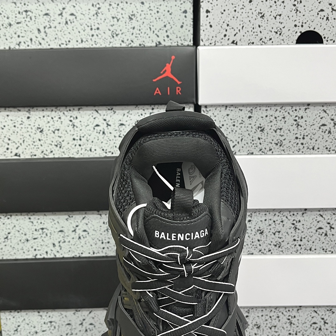 Balenciaga Track - Image 4