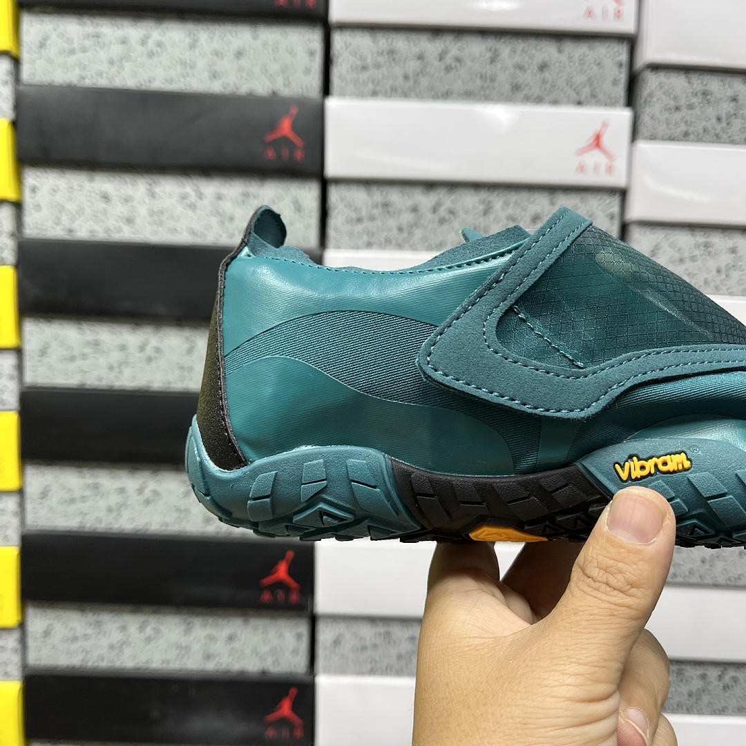 Suicoke Finger Chukka Boot - Image 10