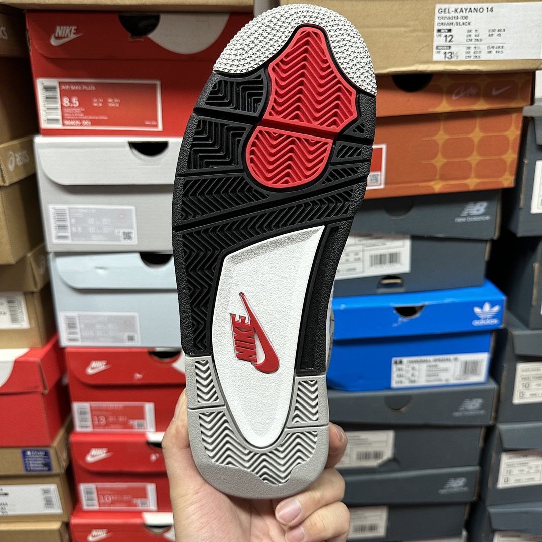 Nike White Cement - Image 7