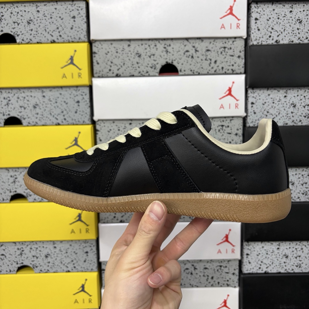 On Running Maison Margiela Replica - Image 10