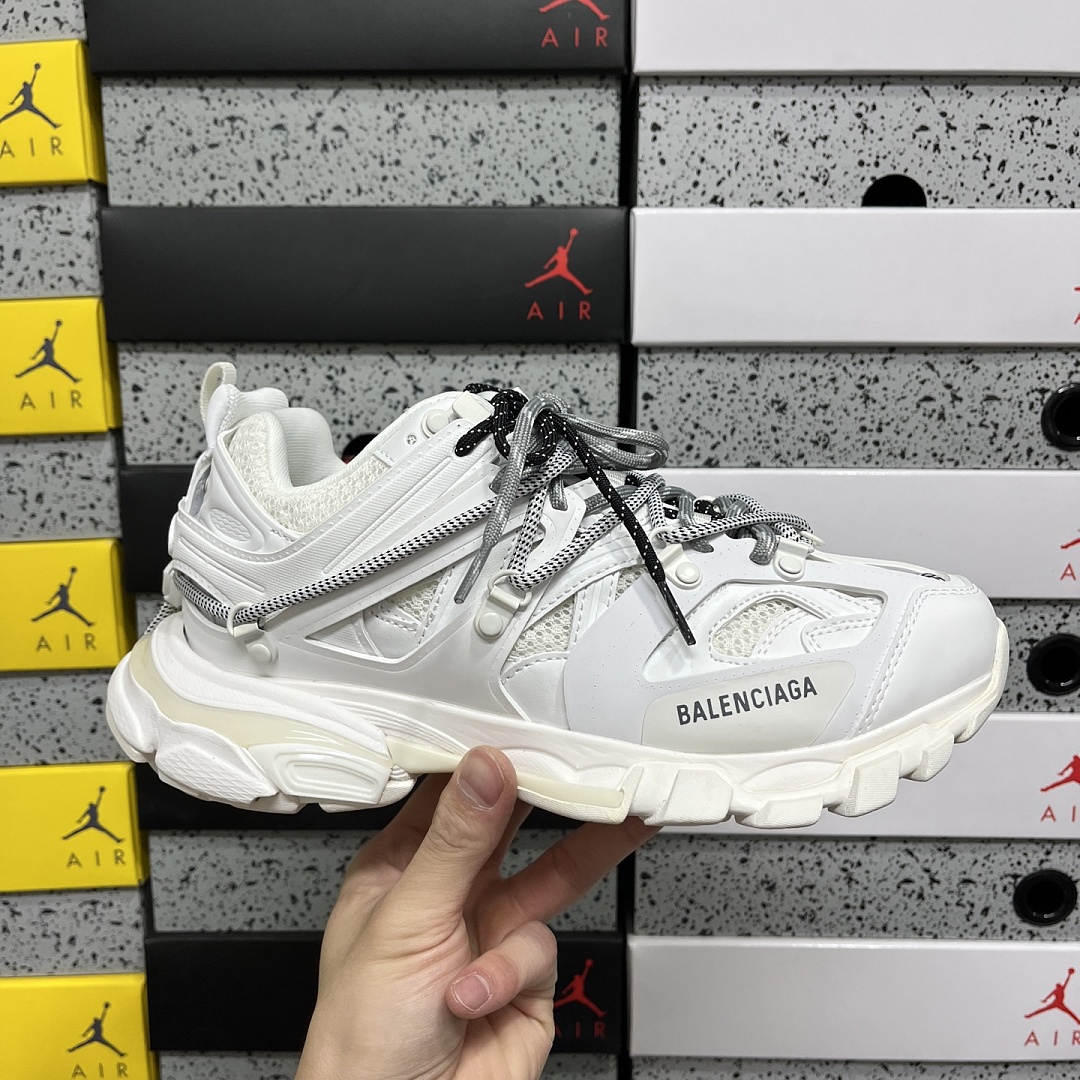 Balenciaga BLCG Track 3.0 - Image 6