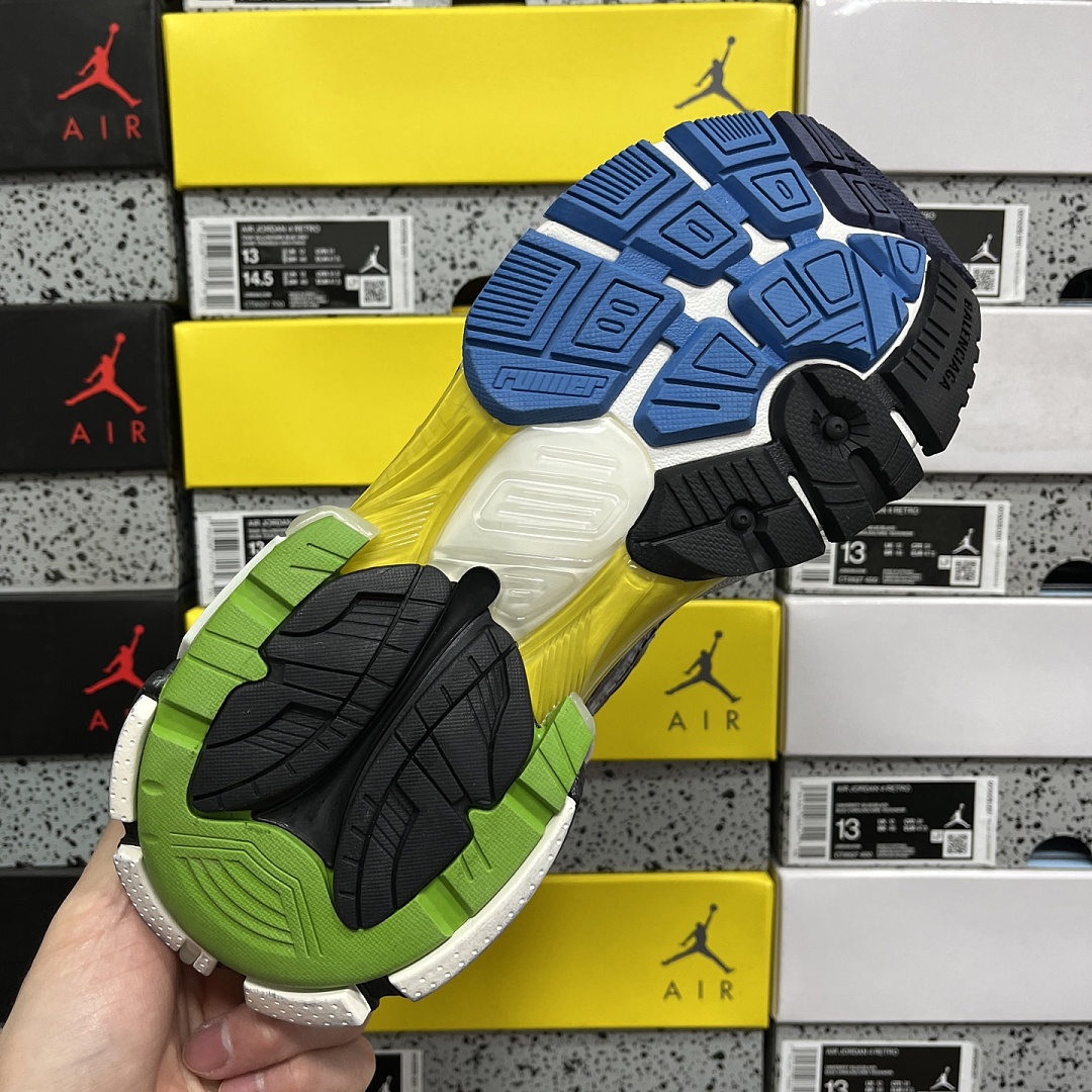 Balenciaga BLCG Runner 7.5 - Image 6