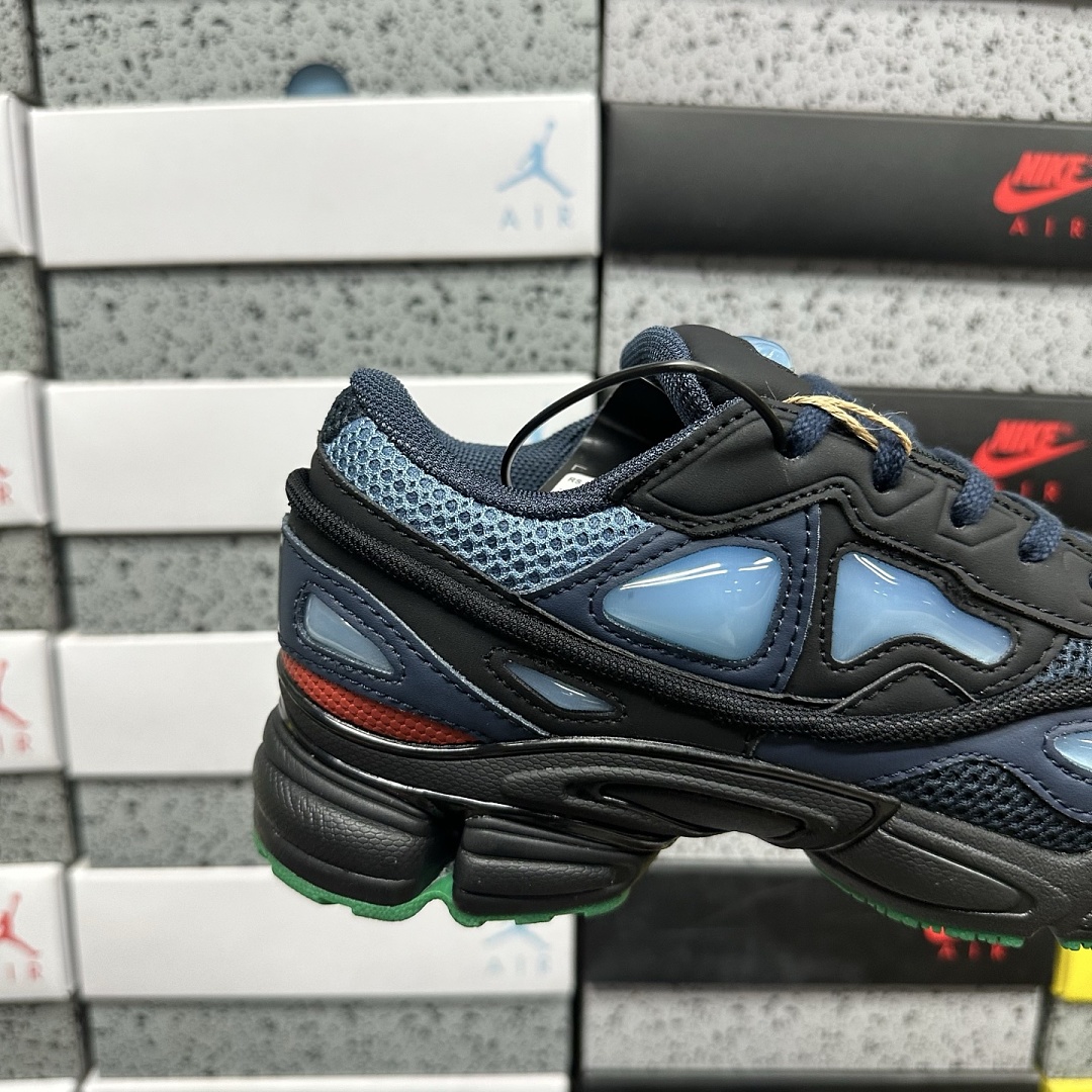 On Running Ozweego 2 Raf Simons Night Marine - Image 4