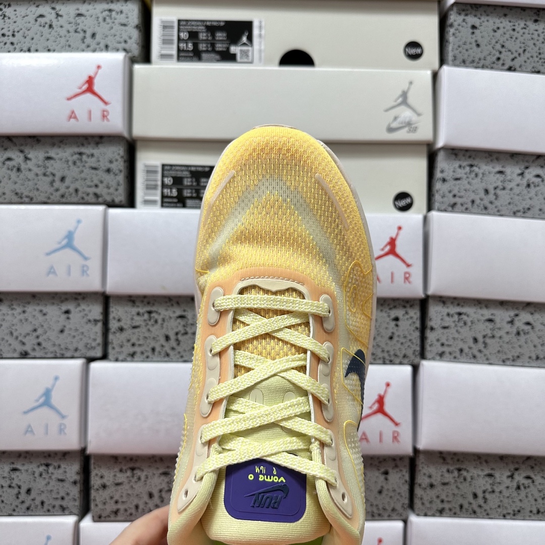 Nike Vomero Premium Alabaster HQ2050-701 - Image 10