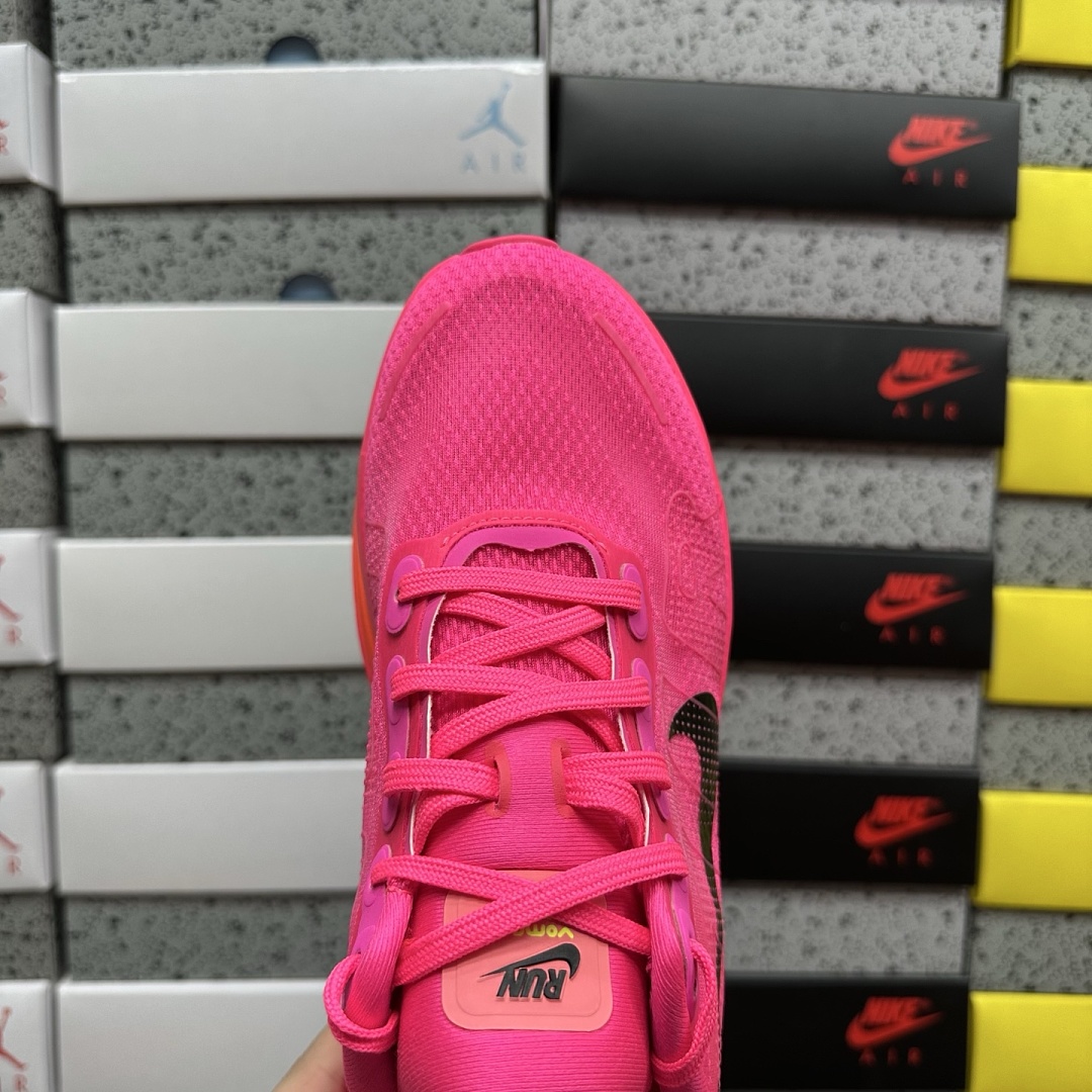 Nike Vomero Premium Hyper (Pink) - Image 3