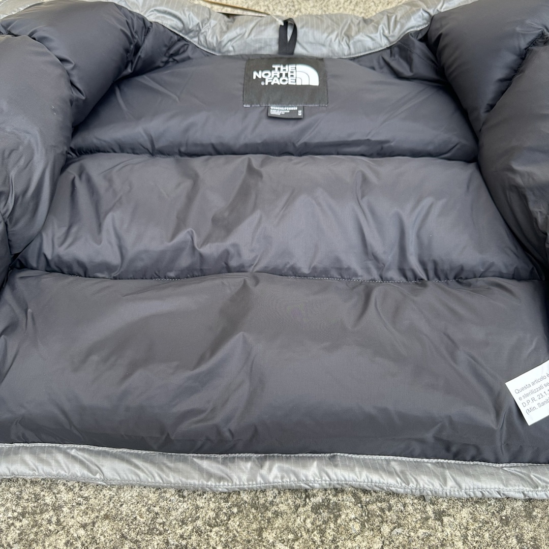 The North Face TNF Women's Nuptse Short Jacket - Image 35