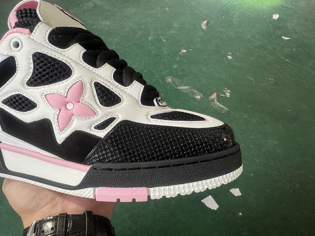 Louis Vuitton LV SkateBlack Sports Shoes - Image 5